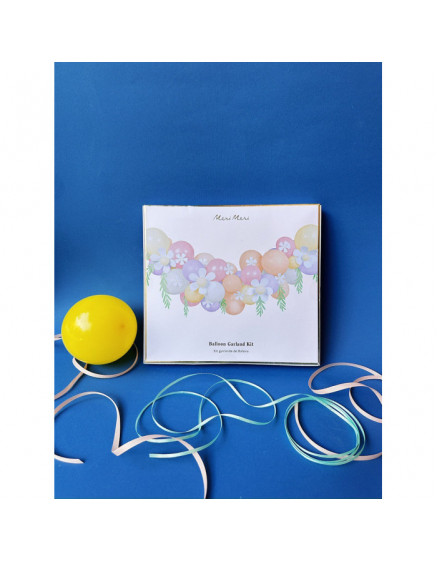 Pastel Daisy Balloon Garland 3