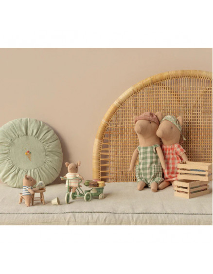 Pig in Box Baby Blue 3