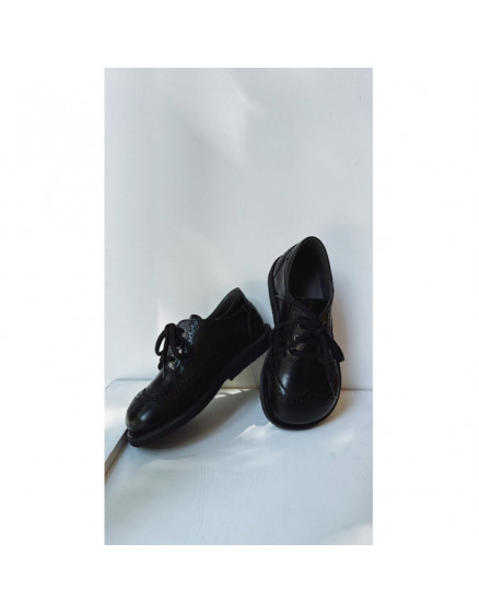 Classic Lace-up Shoe 6