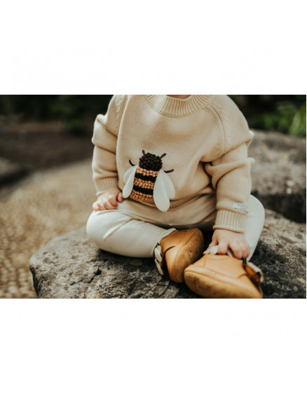 Valentine Bee Sweatre 4