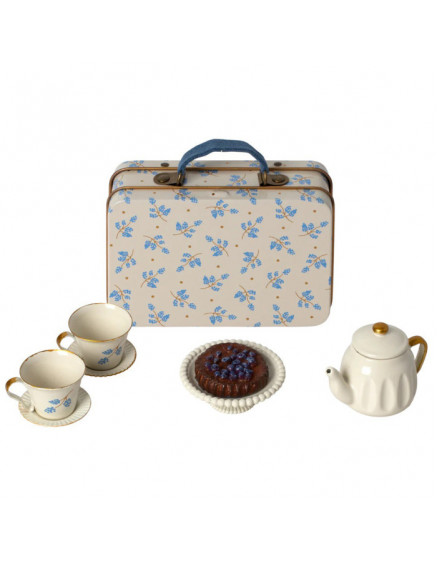 Afternoon Treat Blue Madelaine