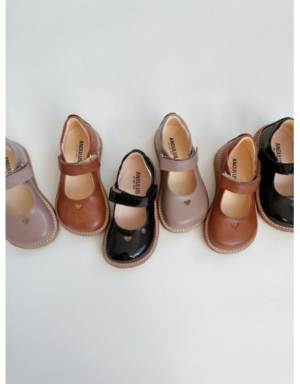 Mary Jane with heart and velcro Black 7