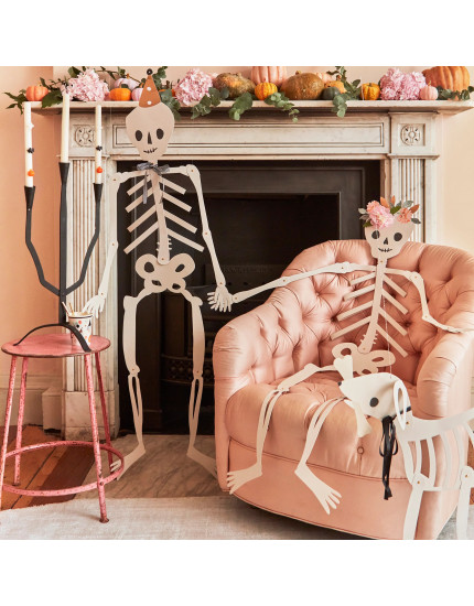 Giant Jointed Skeletons