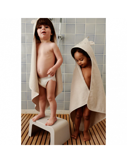 Albert Polarbear Hooded towel Sandy 70x70 2