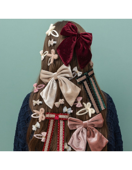 Granny Knitted Bow Clic Clacs Neutral 2