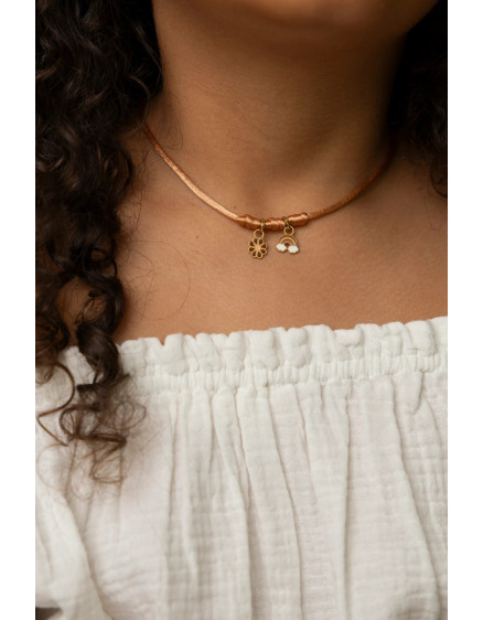 Make Your Necklace Rusted 2 Charm