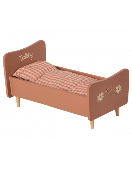 Bed for Teddy Mum Rose