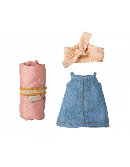 Hiker Mouse Big Sister 5