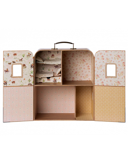 Будиночок SuitCasa та 2 комплекта білизни