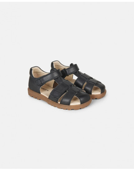 Tritu Black Sandals